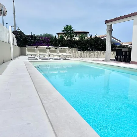 Βίλα Neni - Key To *