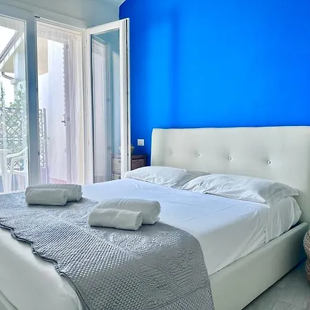 Villa Neni - Key To